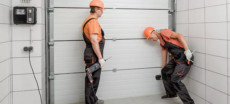 Secure Garage Door Repair in Bloomingdale, FL